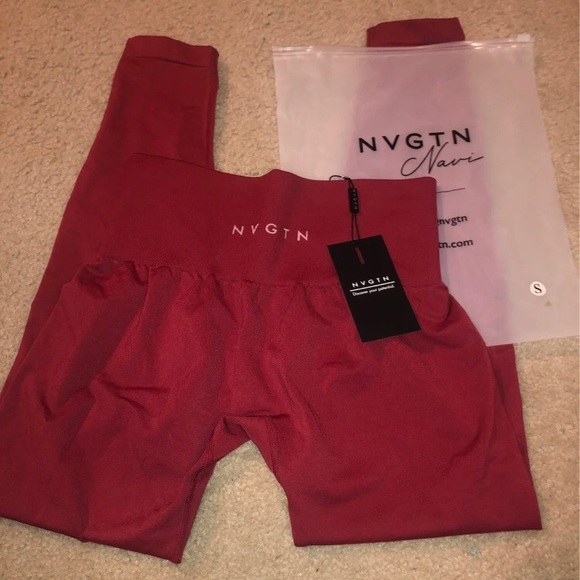 BNWT NVGTN Solid Seamless - Picture 1 of 1